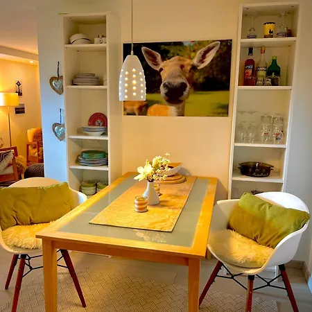 Schwarzwald Boutique-apartment Haus Rehgarten 加格瑙